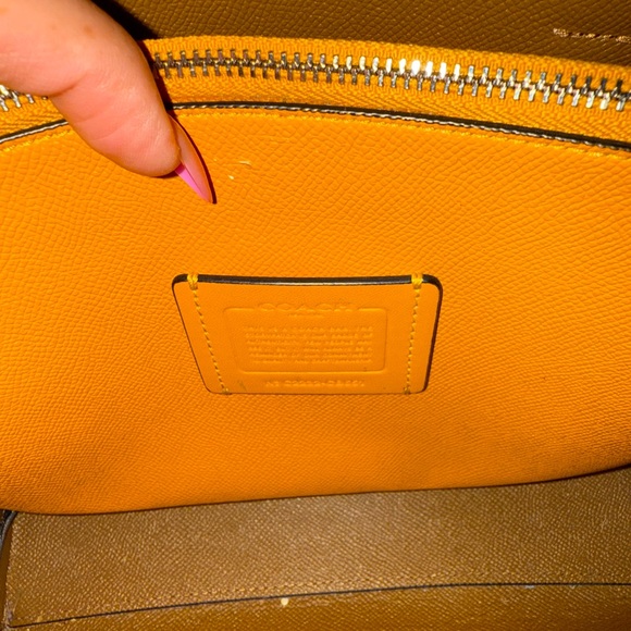 Coach Cream and Red Tote Bag with Color-Block Design - Picture 10 of 15